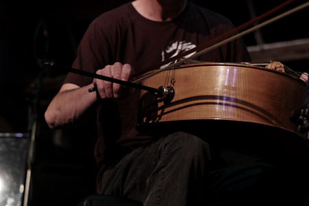 L1067949
